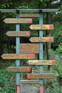 Image of signposts in Cours, twinned with Winslow, Buckinghamshire
