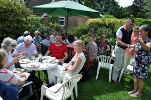 Image of members of the Winslow Anglo French Twinning Association and their French visitors